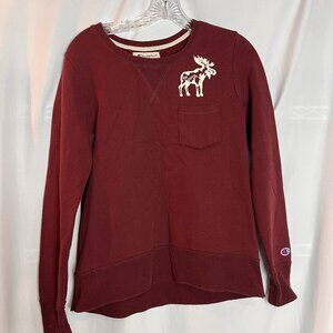 Women's Burgundy Champion Long sleeve Sweatshirt w/moose and pocket, Size S